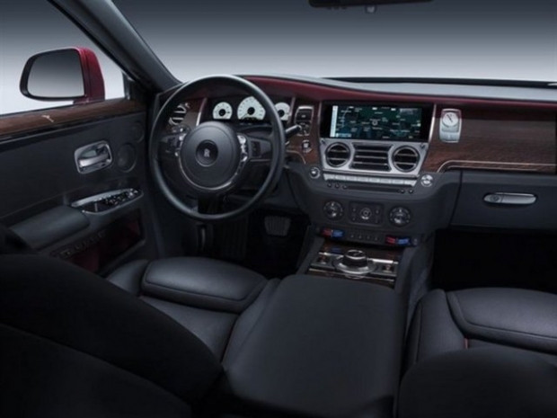 2015 Rolls Royce Ghost 2 - Page 1