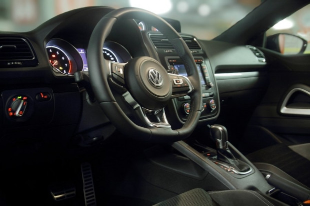 2015 Volkswagen Scirocco - Page 2