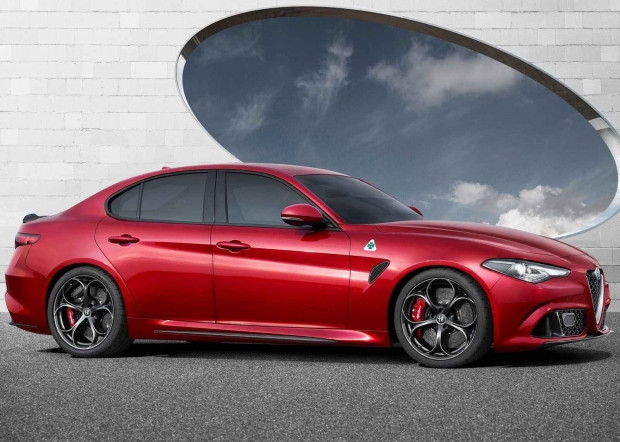 2016 Alfa Romeo Giulia'nın iç tasarımı gözüktü - Page 2