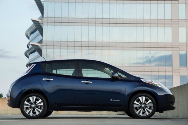 2016 Nissan Leaf - Page 2