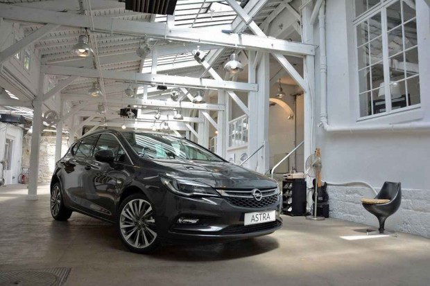 2016 Opel Astra ilk defa fotoğraflandı - Page 3