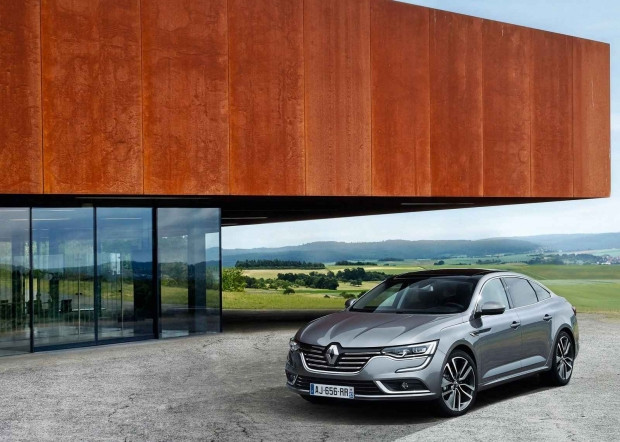 2016 Renault Talisman örtüsünü kaldırdıyor - Page 3