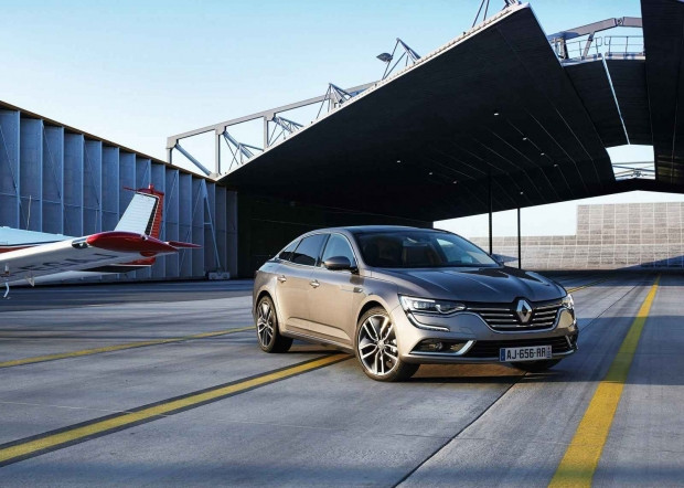 Renault'dan yepyeni bir tasarım: Talisman - Page 1
