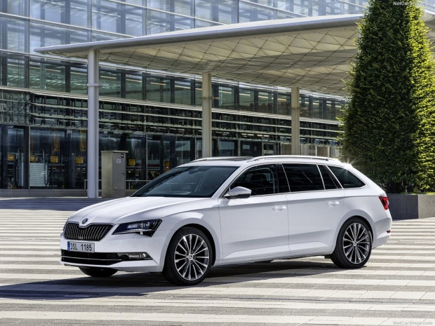 2016 Skoda Superb Combi Station Wagon özellikleri belli oldu - Page 1