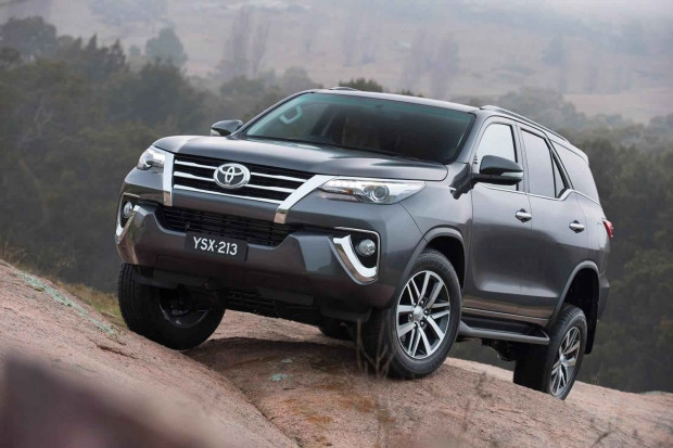 2016 Toyota Fortuner özellikleri açıklandı - Page 4