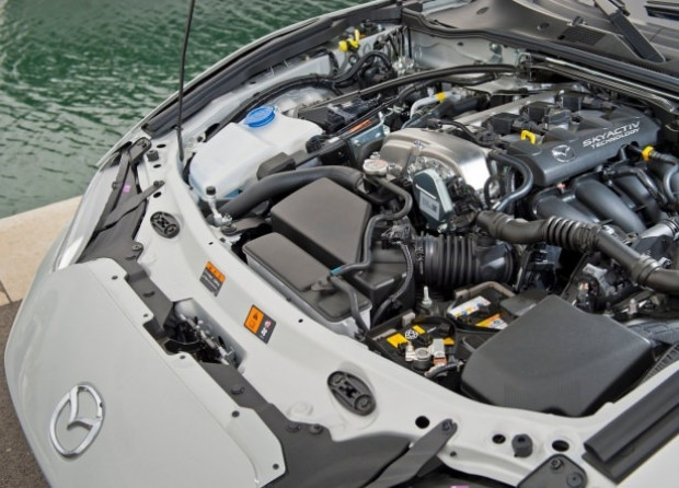 2016'nın en iyi otomobili olarak Mazda MX-5 seçildi - Page 2