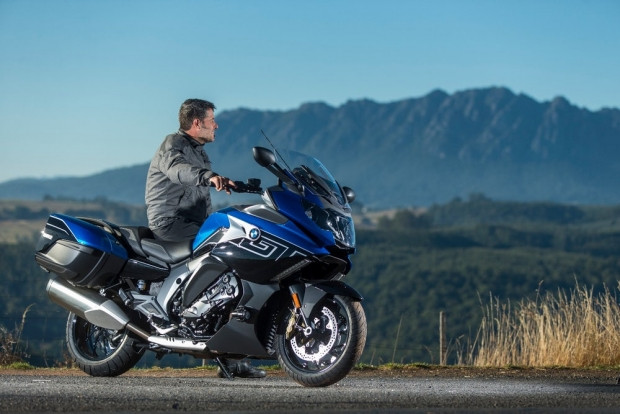 2017 BMW K1600GT test edildi - Page 3