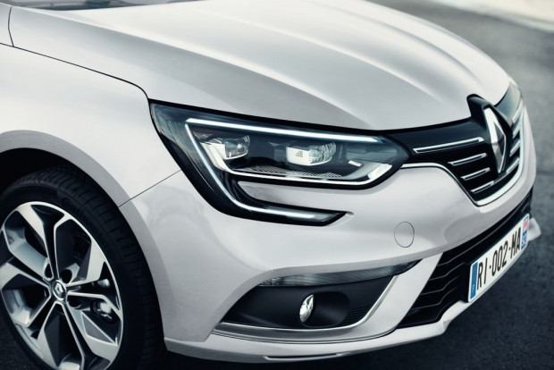 2017 Renault Megane Sedan - Page 4