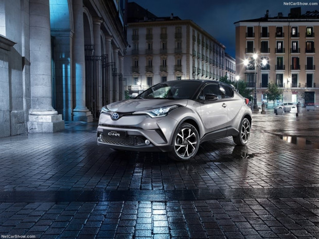 2017 Toyota C-HR - Page 2