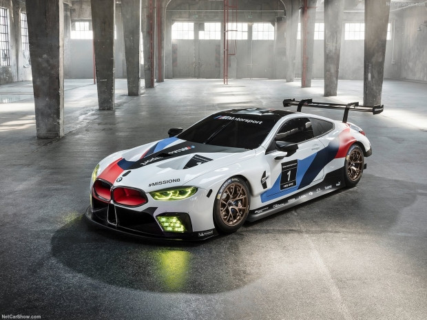 2018 BMW M8 GTE yarış arabası - Page 3