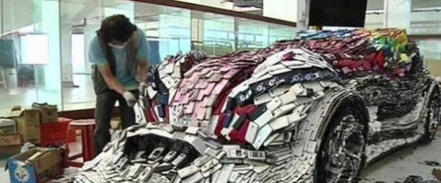 25 bin cep telefonu ile otomobil yaptı - Page 1
