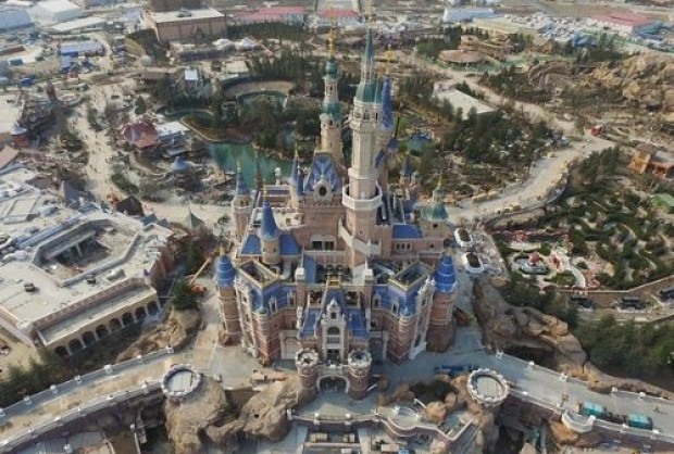 5.5 milyar dolarlık Disneyland Haziranda açılıyor! - Page 1
