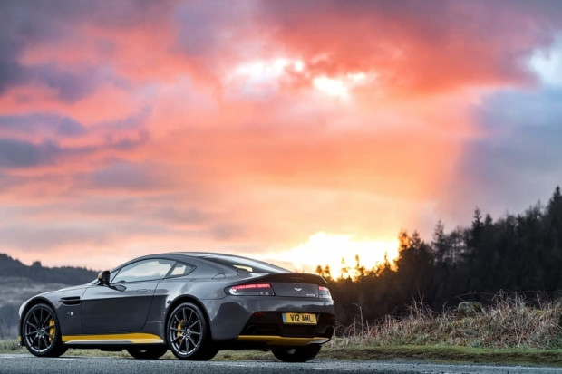 7 vitesli manuel şanzıman ile Aston Martin Purists - Page 3