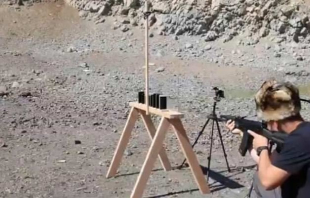 AK-74 mermisini kaç iPhone durdurabilir? - Page 4