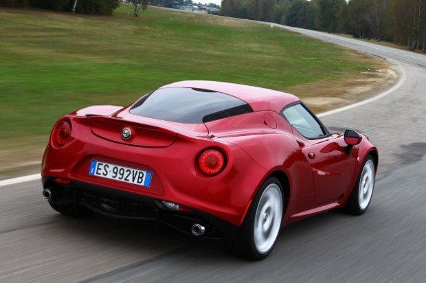 Alfa Romeo 4C Aralık ayında Türkiye'de - Page 2