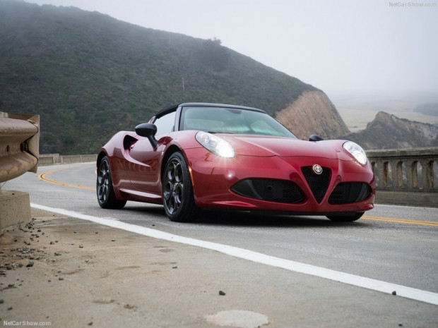 Alfa Romeo 4C Spider 2015 - Page 3