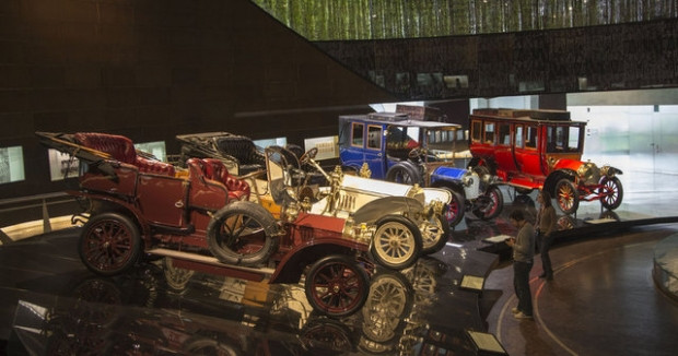 Alman devi Mercedes'in geçmişine yolculuk - Page 2