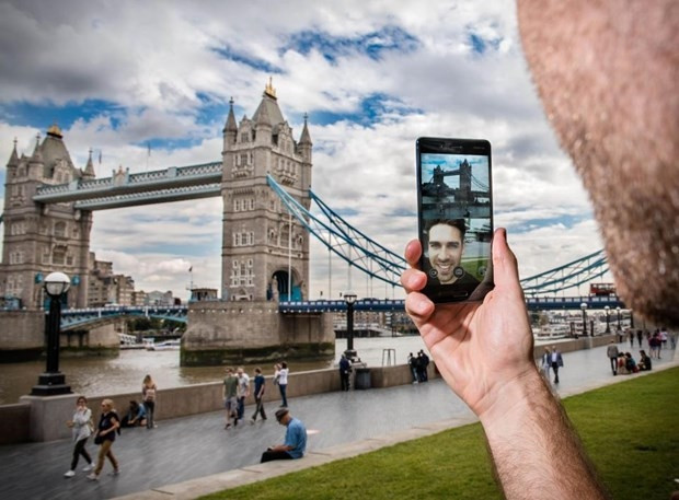 Artık Selfie aut, bothie in! - Page 3