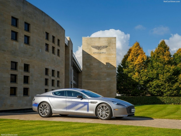 Aston Martin RapidE konsepti - Page 3