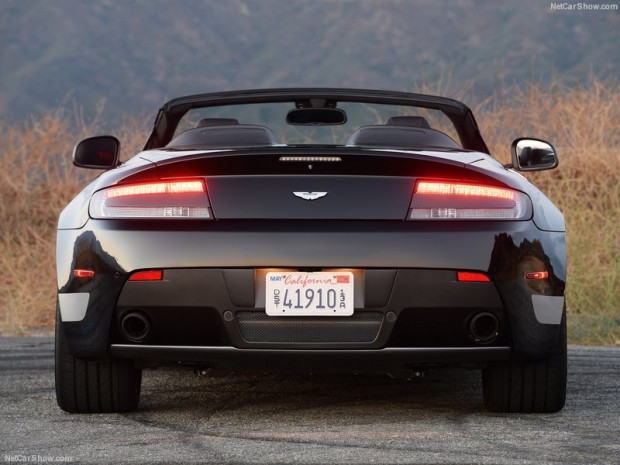 Aston Martin V8 Vantage Roadster - Page 3
