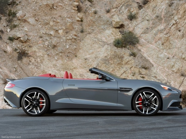 Aston Martin Vanquish Volante 2015 - Page 4