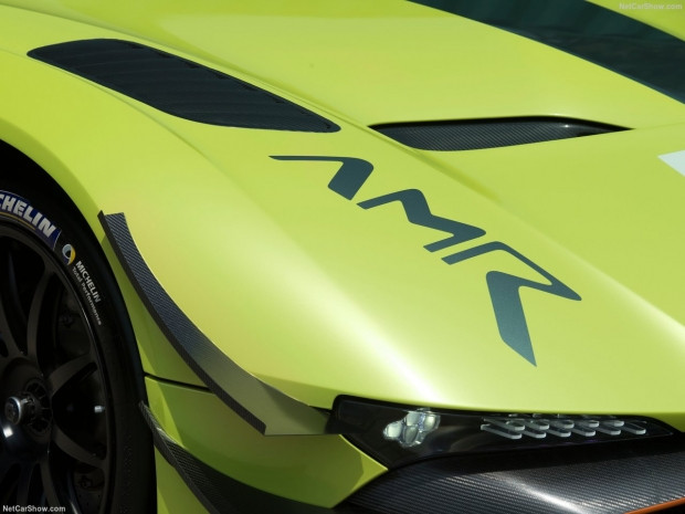Aston Martin Vulcan AMR Pro 2018 - Page 2