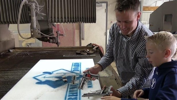 Baba oğul bu defa bir tabancanın içini merak etti - Page 3