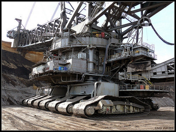 Bagger 288. Bir günde 240 bin metreküp kazı yapabiliyor - Page 1