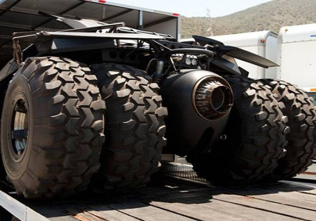 Batman filmindeki Batmobile gerçek oldu - Page 4