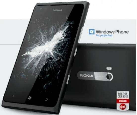 Birbirinden güzel Batman'li akıllı telefonlar! - Page 1