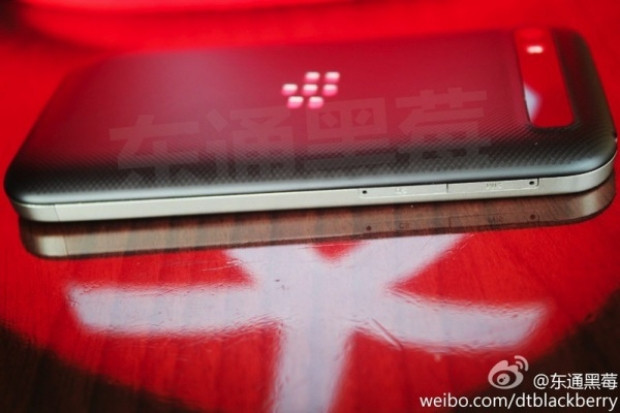 BlackBerry Klasik (S20) sızdırıldı, işte ilk kareler - Page 3