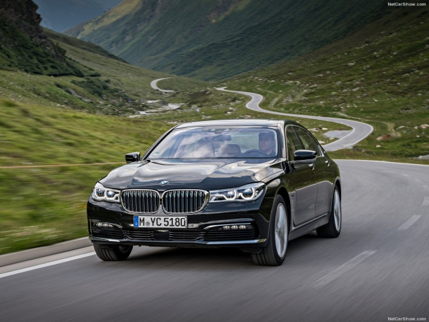 BMW 740Le xDrive iPerformance - Page 1