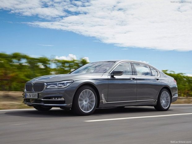 BMW 750Li xDrive (2016) - Page 2