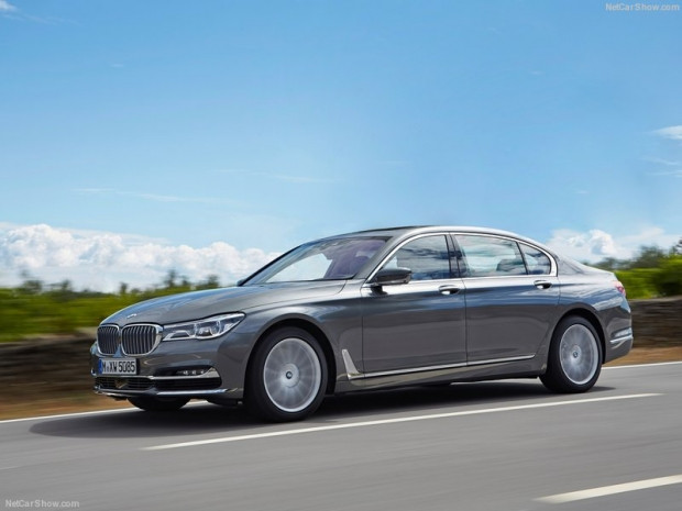 BMW 750Li xDrive (2016) - Page 3