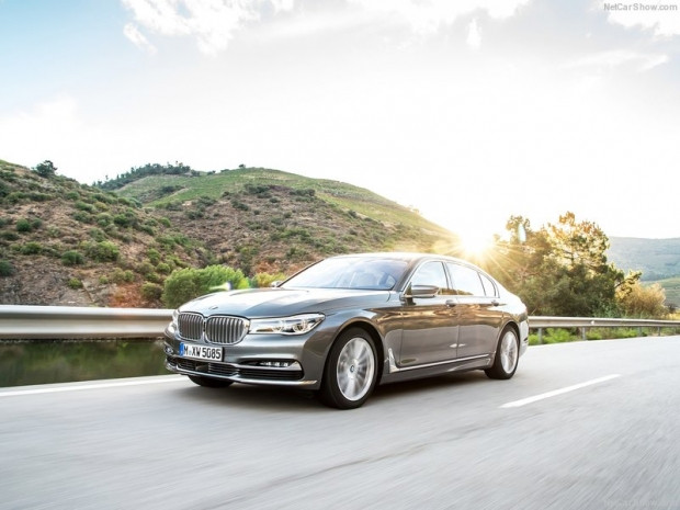 BMW 750Li xDrive (2016) - Page 4