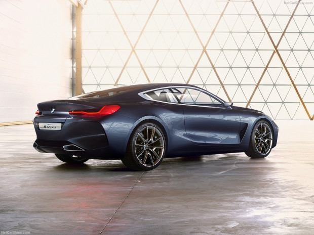 BMW 8 Serisi resmen büyülüyor! - Page 1