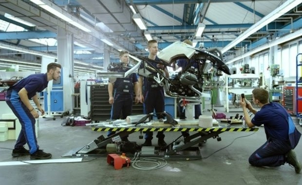 BMW, Hover Ride ile uçurmaya geliyor - Page 4