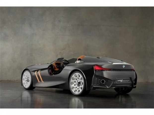 BMW'nin çılgın konsepti 328 Hommage - Page 1