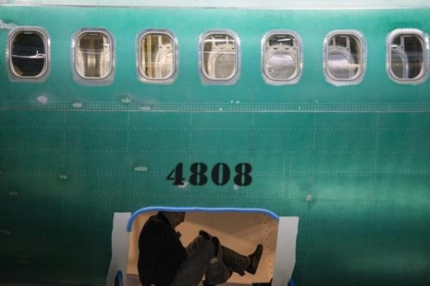 Boeing'in fabrikası kapılarını açtı - Page 2