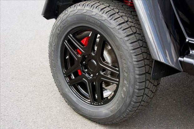 Brabus Mercedes 500 4x4 G-Wagen'de mavi etkisi - Page 4
