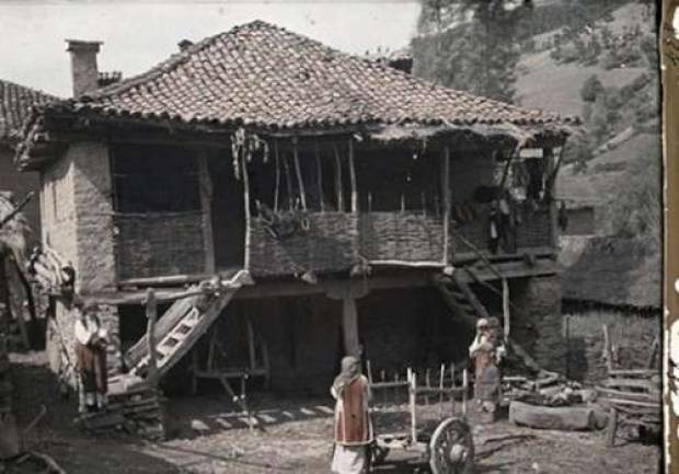 Bu fotoğraflar yüz yıllık - Page 2