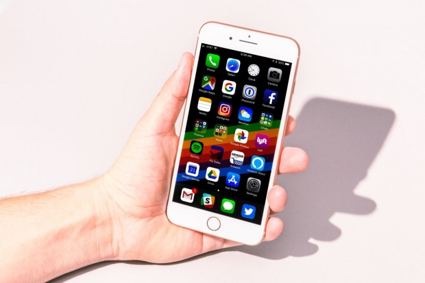 Bu yüzden iPhone X yerine iPhone 8 almalısınız - Page 4