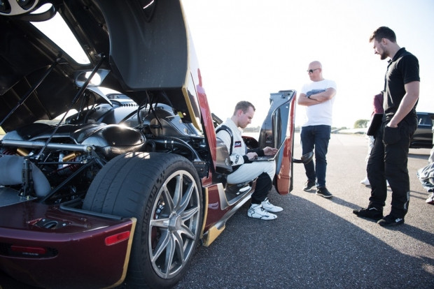 Bugatti Agera RS, Chiron'un 0-400-0 km rekorunu kıtdı - Page 3