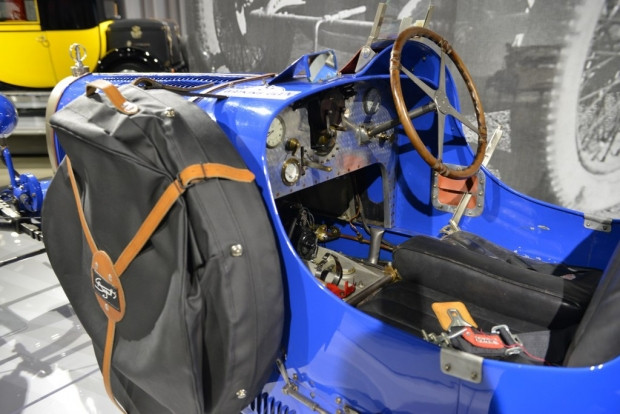 Bugatti otomobil sergisi Los Angeles'ta açıldı - Page 3