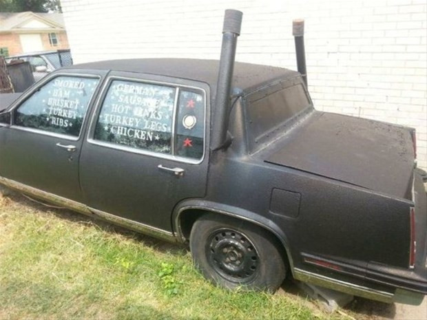 Cadillac DeVille model otomobilini barbeküye çevirdi - Page 2