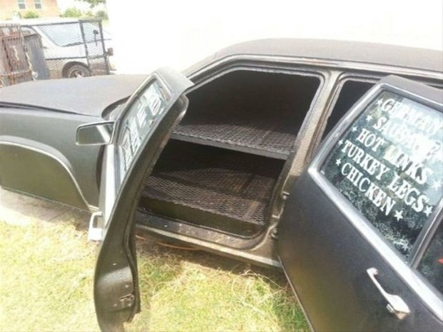Cadillac DeVille model otomobilini barbeküye çevirdi - Page 4