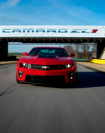 Camaro'nun 50 yıllık evrimi - Page 1