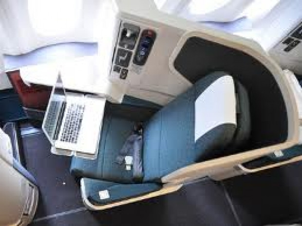 Cathay Pacific yeni first class'ını tanıttı - Page 1