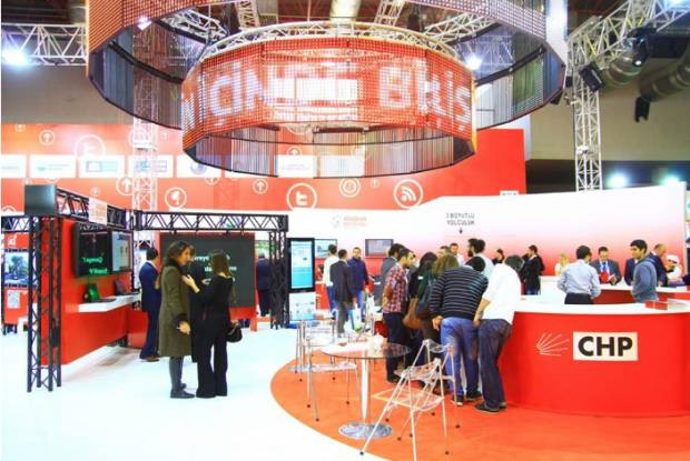 CeBIT 2012 Fuarı'ndan ilk görüntüler - Page 2