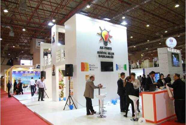 CeBIT 2012 Fuarı'ndan ilk görüntüler - Page 3